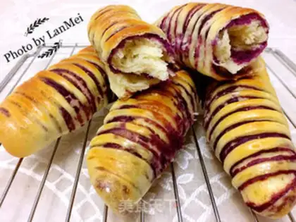 Make caterpillar potato bread step 13
