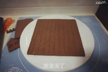 Make Gingerbread house step 25