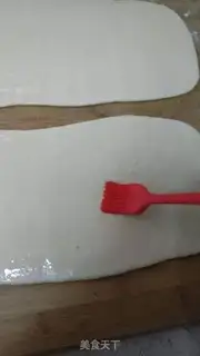 Make Black sesame roll step 4