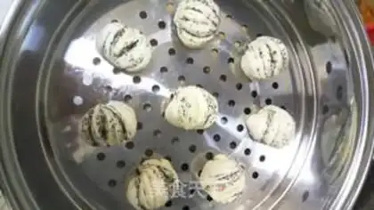 Make Black sesame roll step 8