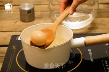 Make Eggs step 0