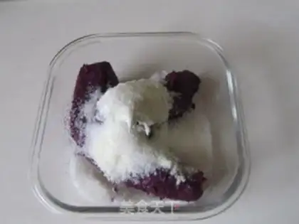 Make Spade rolls step 4