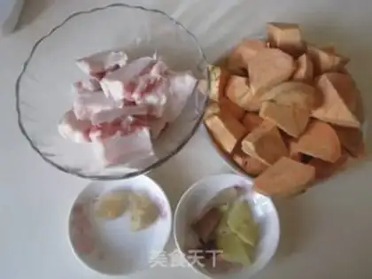 Make Potato pork step 0
