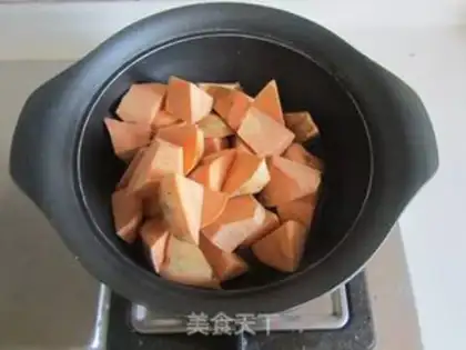 Make Potato pork step 1