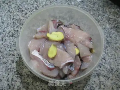 Make Fried fatty. Fish step 4