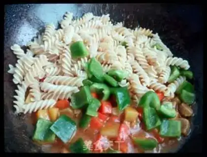 Make Curry pasta step 7