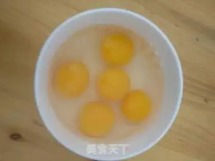 Make Precious eggs step 1