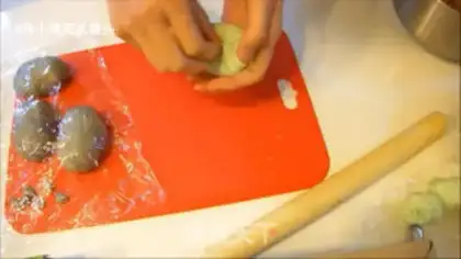Make A dragon cat bun step 4