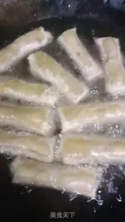 Make Cream rolls step 8