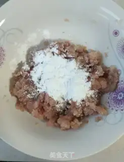 Make Curry fishballs step 1