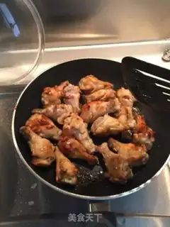 Make Red-burned chicken legs step 3