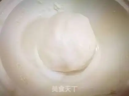 Make Bear rolls step 1
