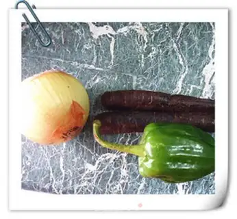 Make A little purple carrot step 0