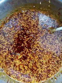 Make Sichuan oil spicy step 2