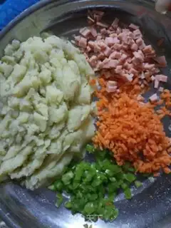 Make Frozen potatoes step 0