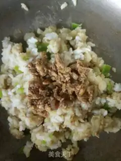 Make Potato mashed egg gravy step 2