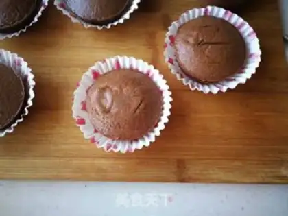 Make Sweet chocolate cream cake step 10
