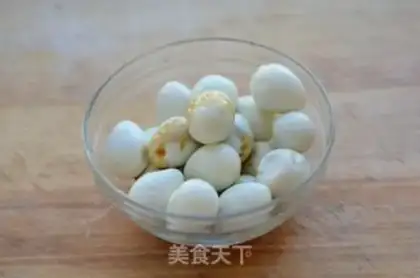 Make Sweet, spicy quail eggs step 1