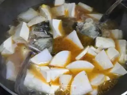Make Fish-head tofu step 2