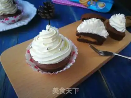 Make Sweet chocolate cream cake step 14