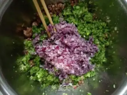 Make Double-coloured lamb celery step 3