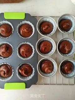 Make Chocolate cupcakes step 8