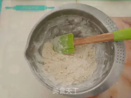 Make Yogurt cheese pie step 5