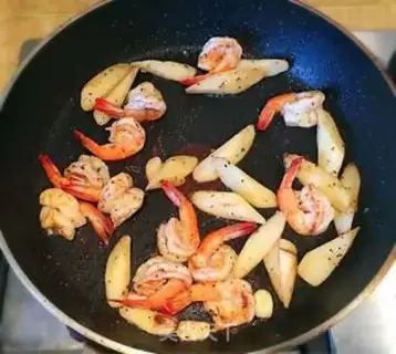 Make Shrimp ball step 4