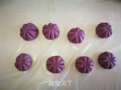 Make Purple pumpkin step 6