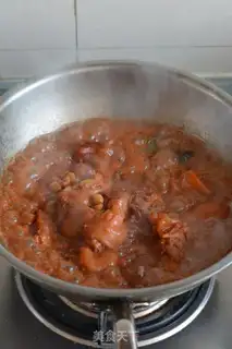 Make Peanut pig hand step 8