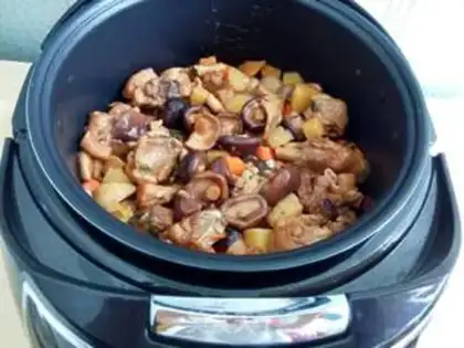 Make Frozen chicken-legged rice step 4