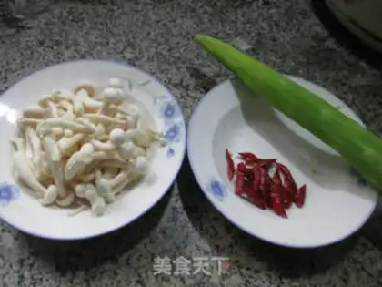 Make White mushrooms step 0