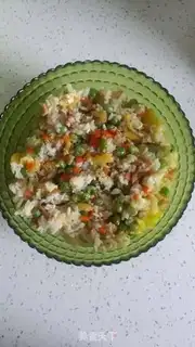 Make Pineapple rice step 2