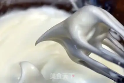 Make Yogurt cake step 4