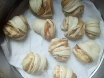 Make Peanut butter onion rolls step 6