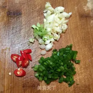 Make Ham carrot, egg and rice step 0