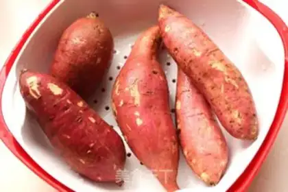 Make Cracked potatoes step 1