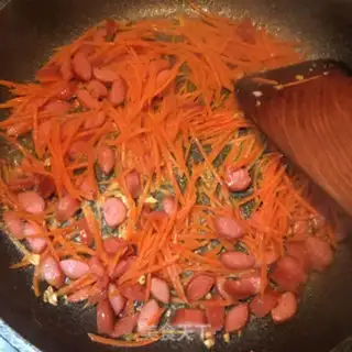 Make Ham carrot, egg and rice step 5