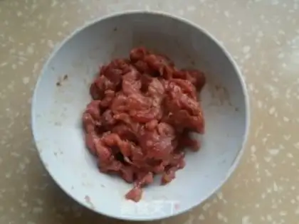 Make Winter fried meat step 1