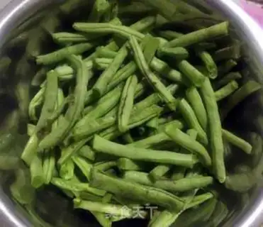 Make The dry beans step 0