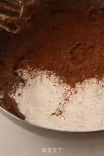 Make Heavy oil cake step 3