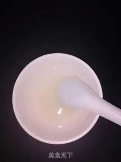 Make Coral crystal rolls step 4