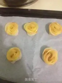 Make Apple Rose step 8