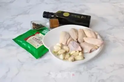 Make Garlic chicken wings step 0