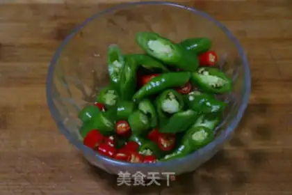Make Korean pickle tofu soup step 1