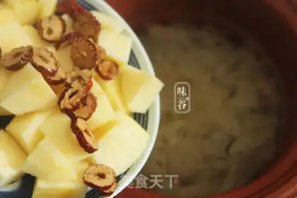 Make Apple silver ear soup step 4