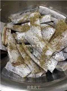 Make Five fragrance fish step 3