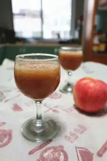 Make Apple pear juice step 4