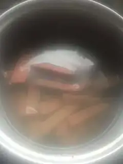 Make Garlic goat blood step 1