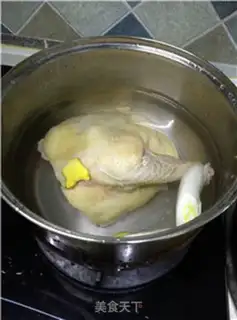 Make Spicy chili chicken step 1